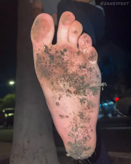 My feet are looking a bit dirty 🤷♂️