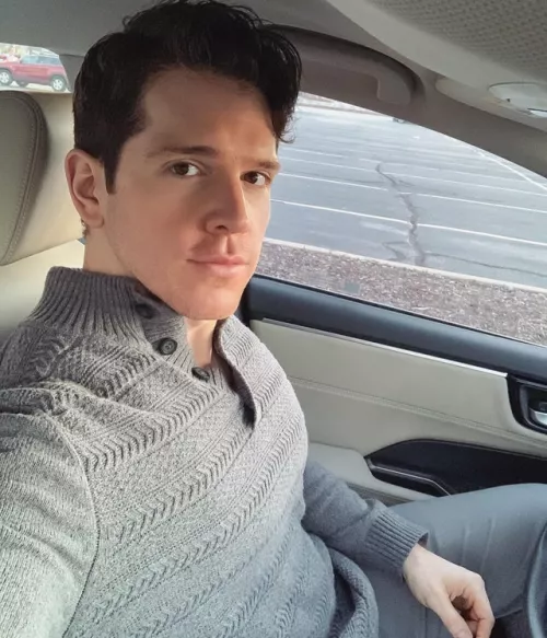 my first ever reddit post. am i doing this right? 🤓