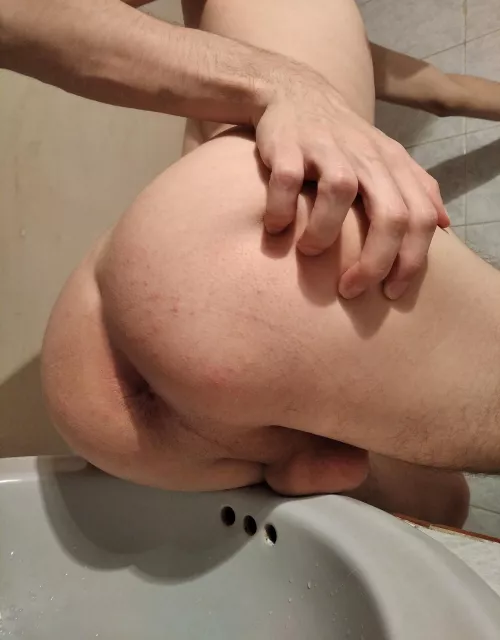 My first post, we start with my ass. let's see how this turns out👀