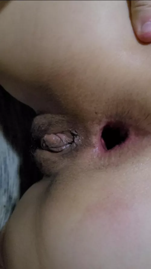 My first time anal went well 😀