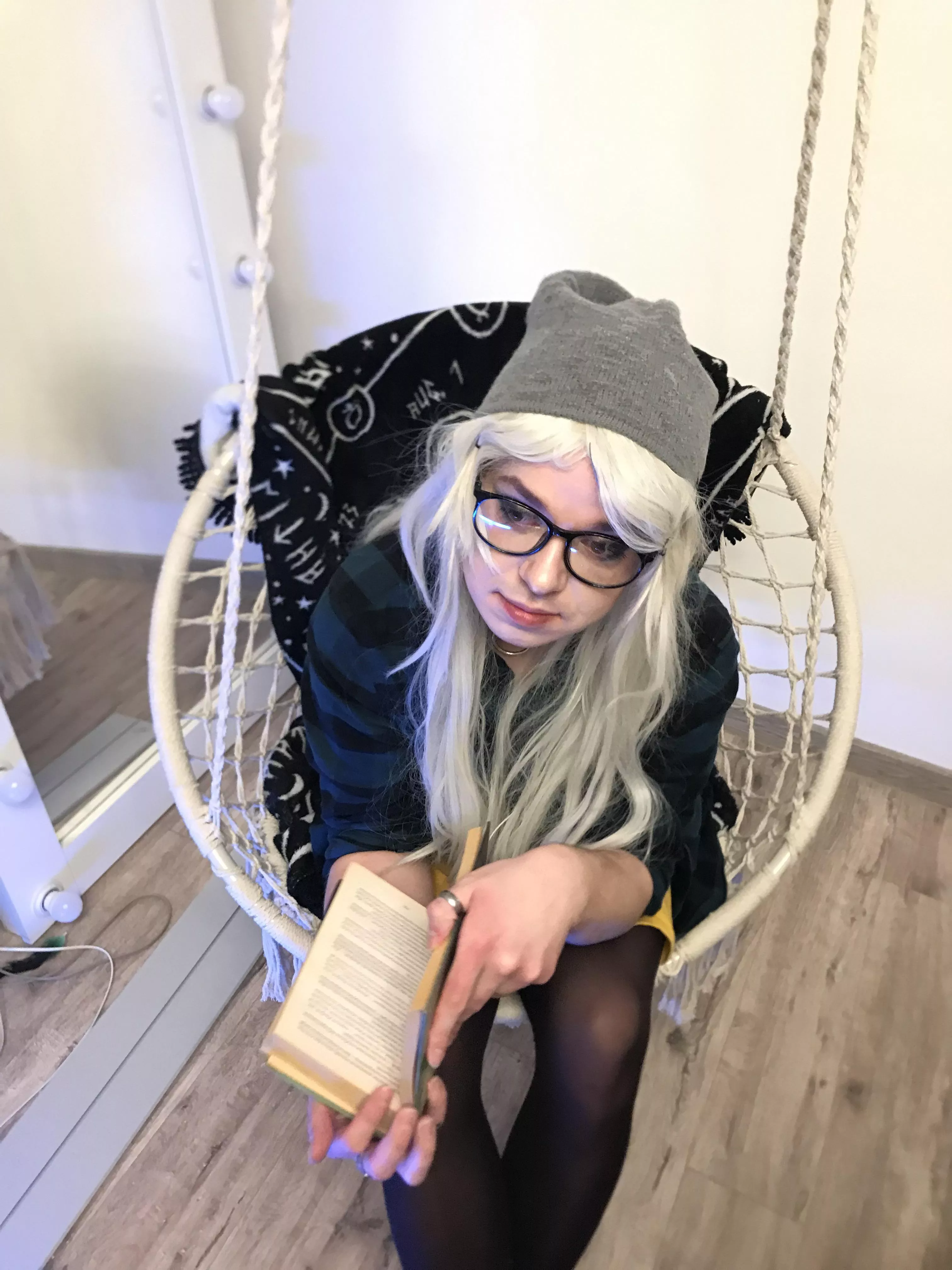 My friends made me makeup and took a photo