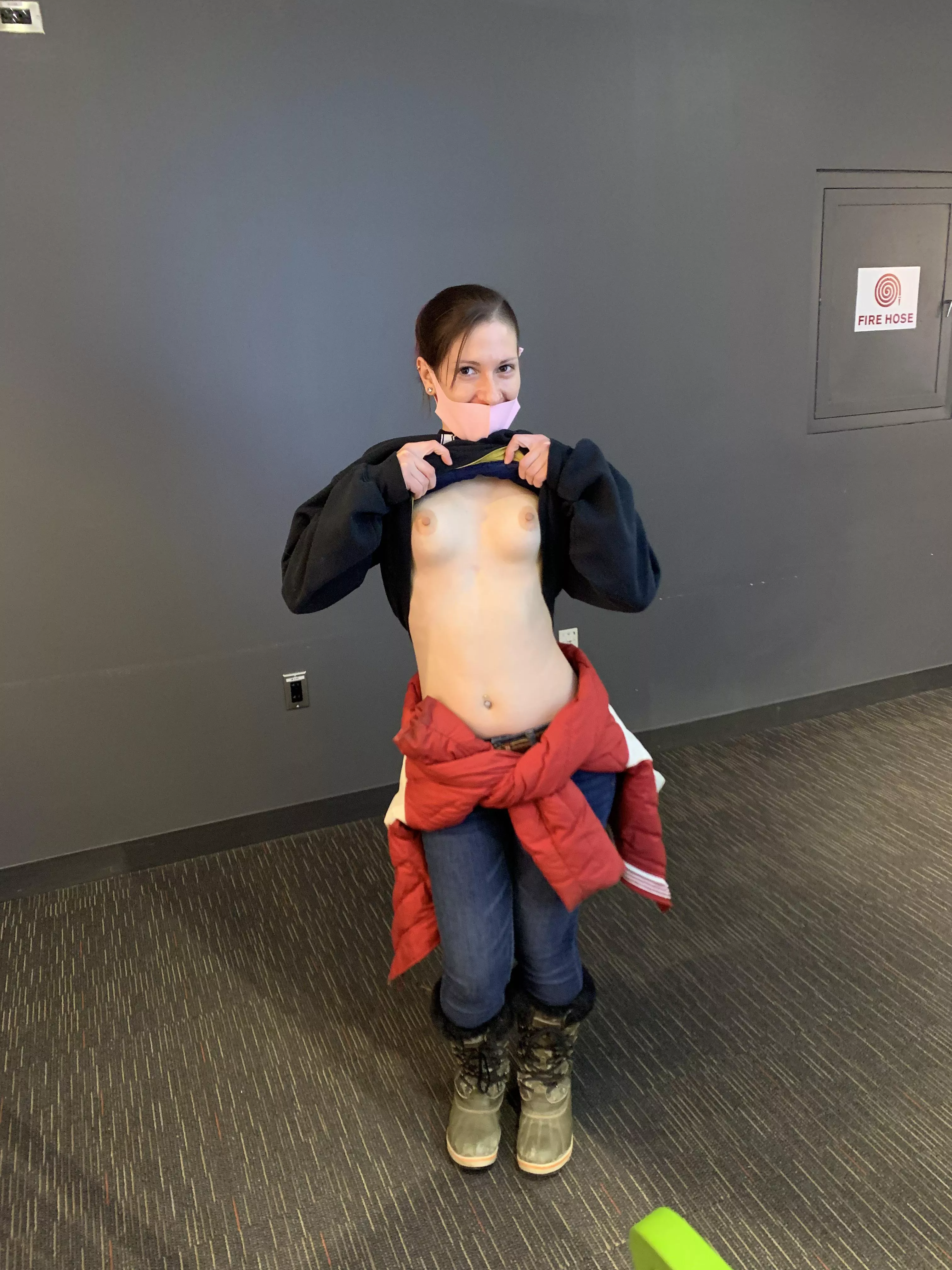 My girl getting horny at Boston Science Museum