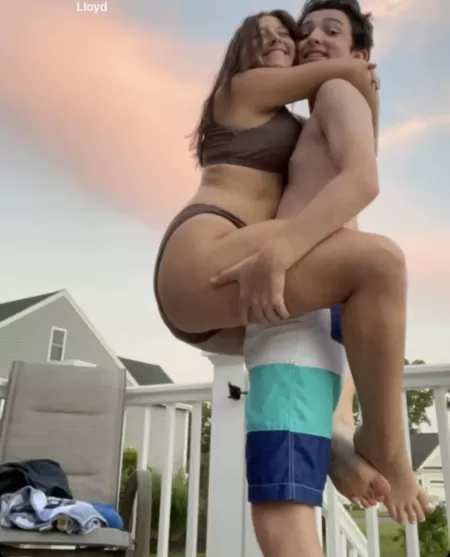 My girlfriend deserves a BBC,not my small white โdickโ