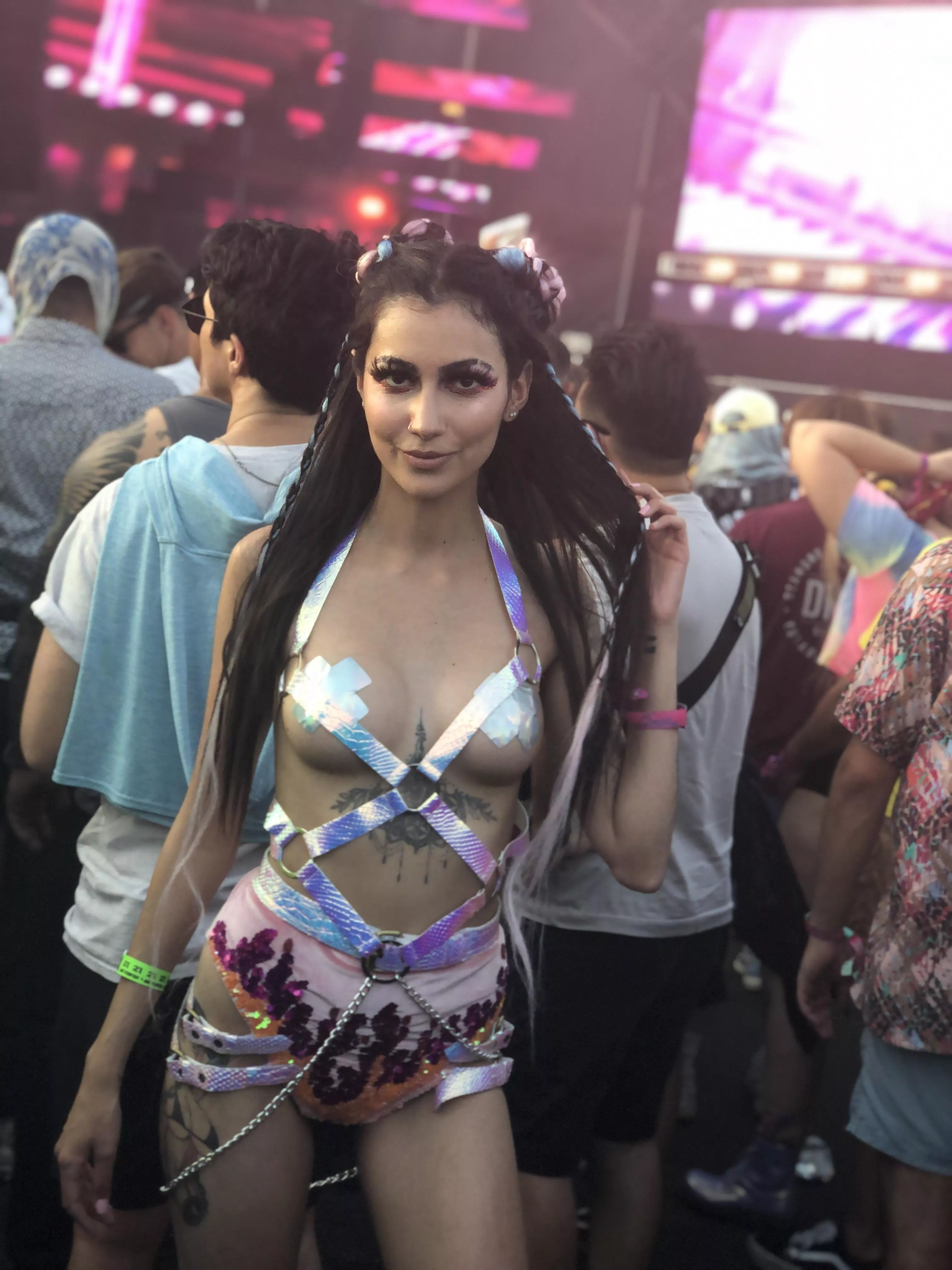 my hard summer fit💖