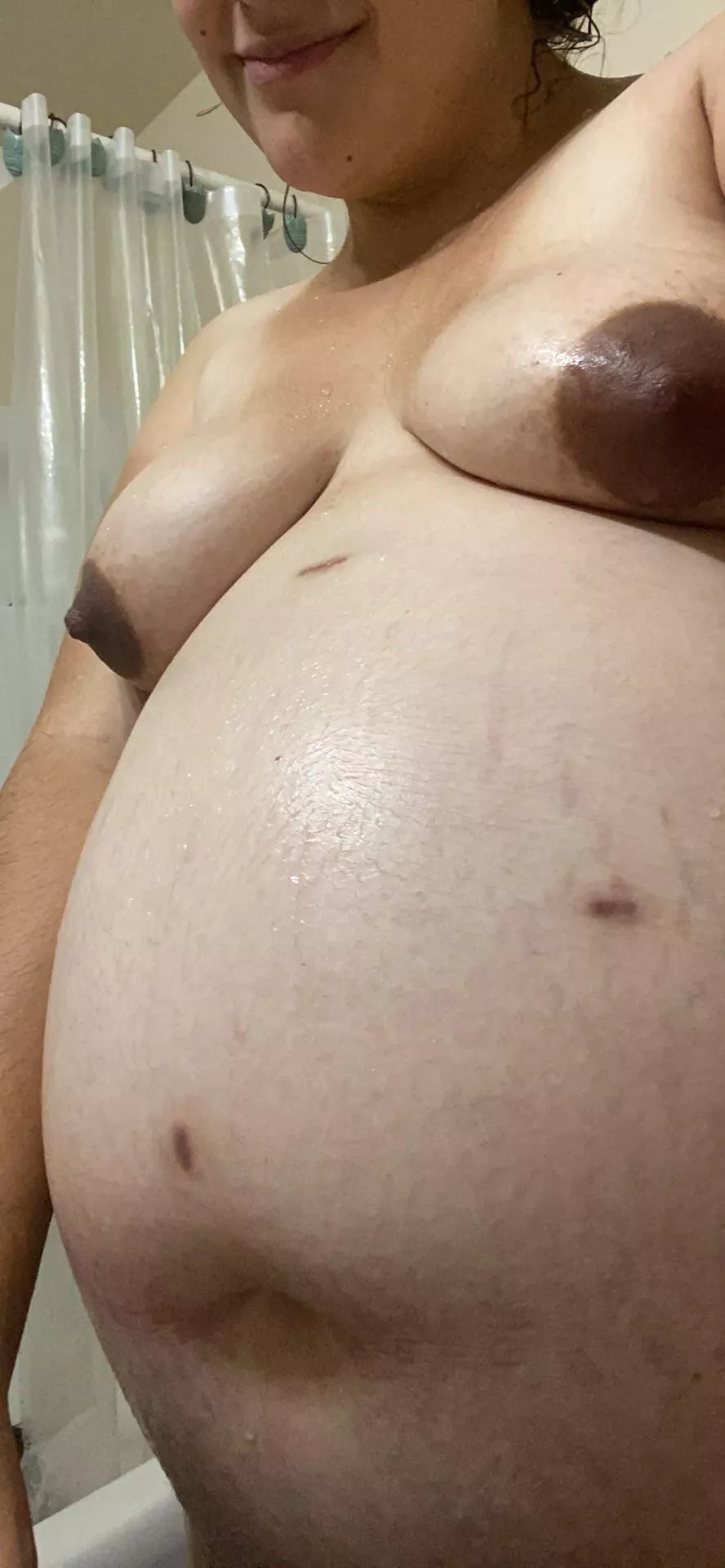 My huge belly at 8 1/2 months
