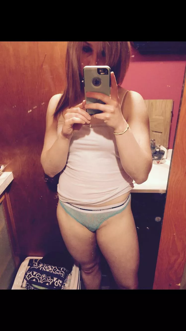 My husbands favorite pic —the first one from sexting. What would you say back ? My husbands favorite pic —the first one from sexting. What would you say back ?