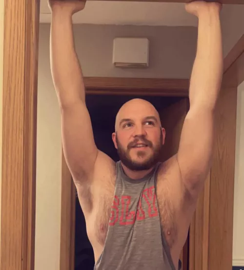 My man caught me doing a shoulder stretch after the gym. NSFW because of the nip slip 🤣