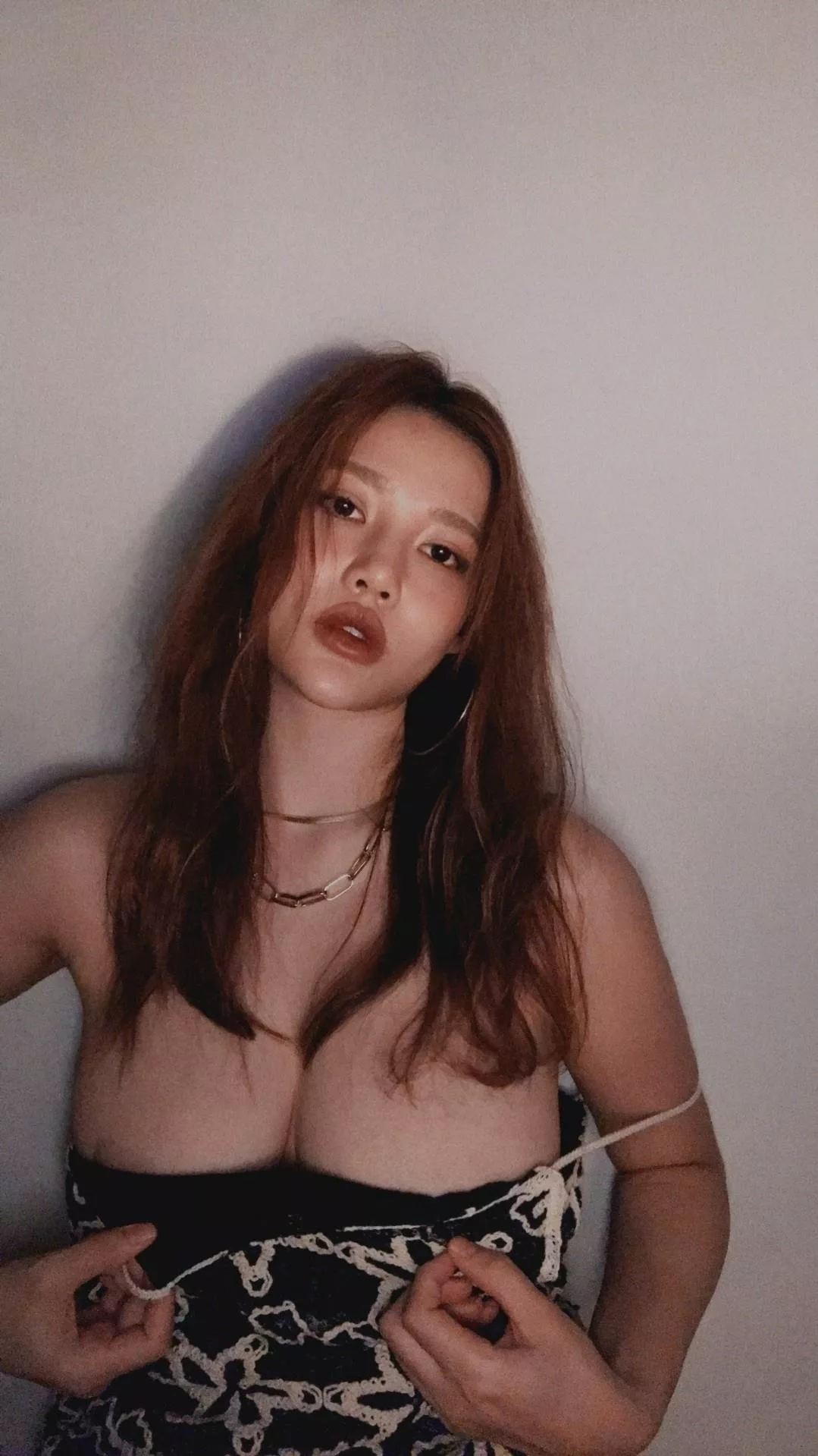 My melons cannot be contained 🍈