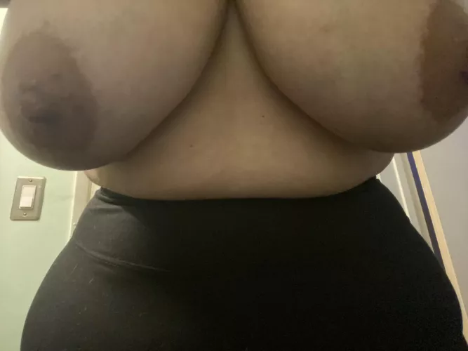 My milkshake is thicc… follow me 😋