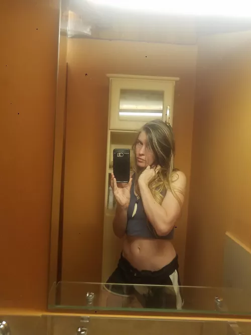 My mirror is pretty clean!