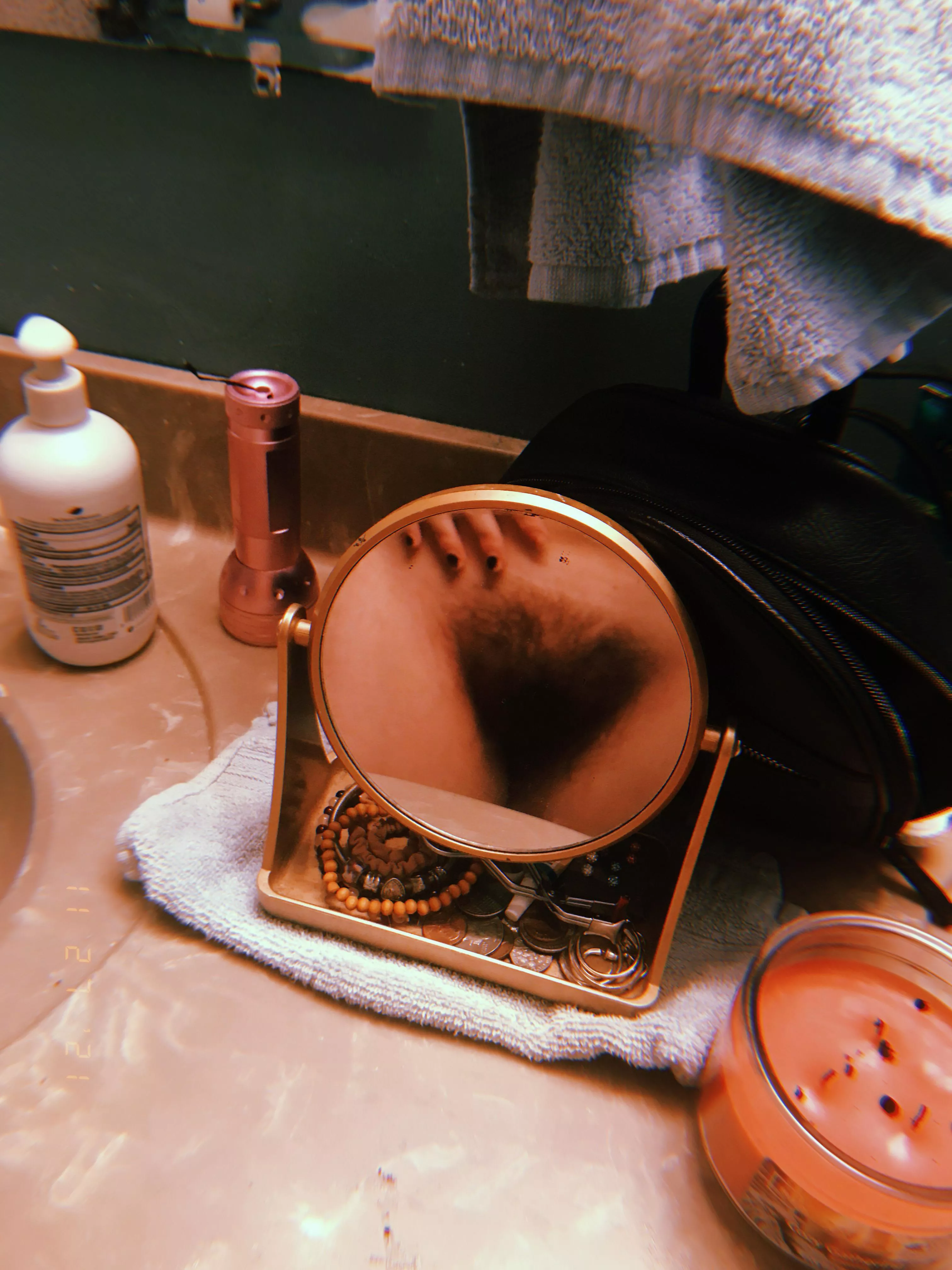 My natural bush looks like a heart ❤️ Isn’t that the cutest?