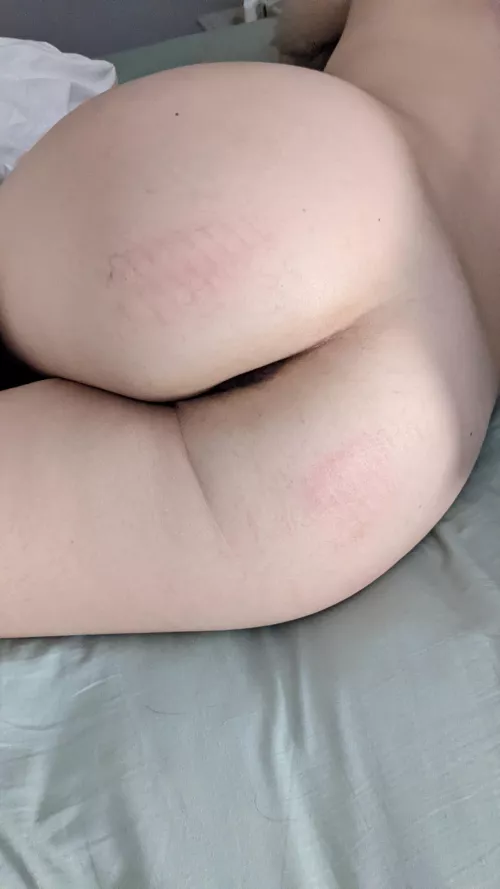 My new bedtime routine. Ten spankings with a hair brush. 😣🙇‍♀️ 24F (OC)
