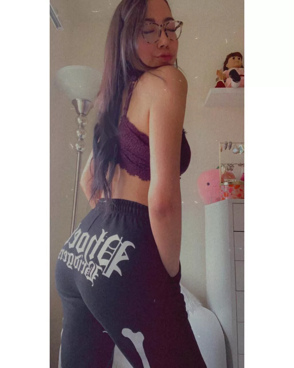 my new (f)avorite sweats 🖤