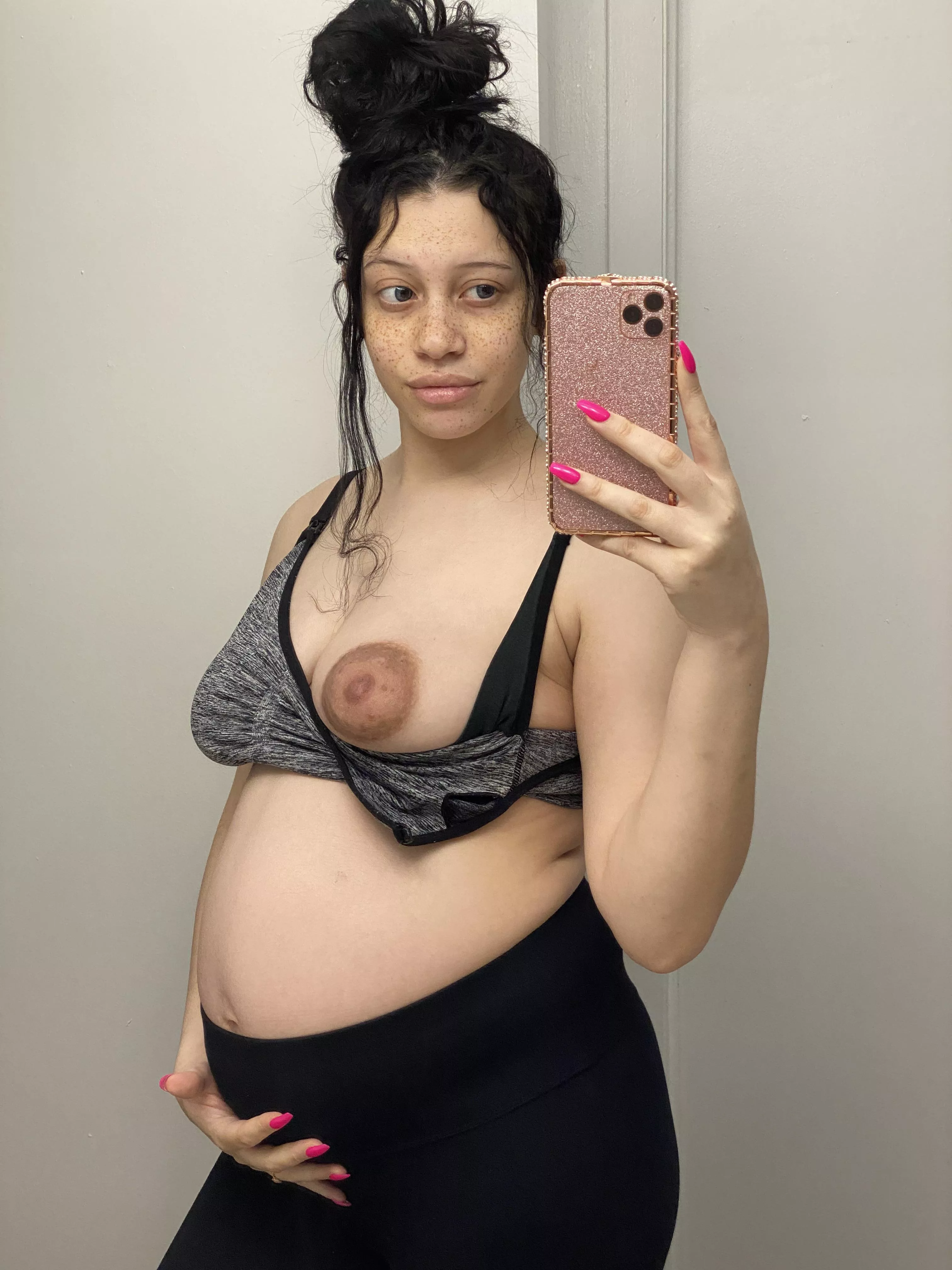 My nursing bra comes in clutch for easy access, suck mommy’s nipples?? My nursing bra comes in clutch for easy access, suck mommy’s nipples??