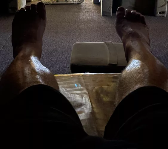 My Oiled Up Feet
