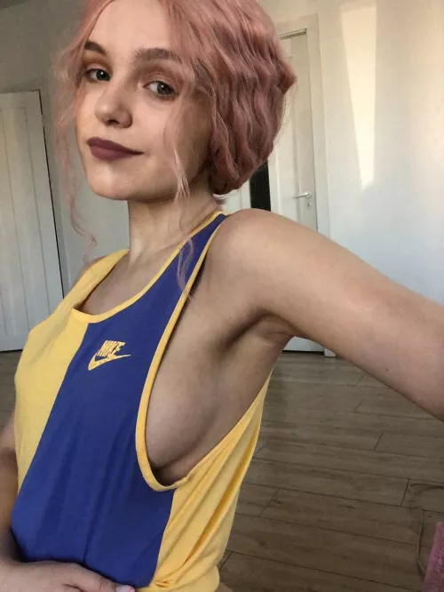 My old dream was to have sex on the rooftop in the rain, would you go for that?😇😈Link below 👇👇