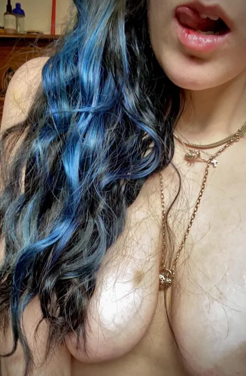 My other favorite colour is blueโฆlucky I love having bruises from playing๐ค๐