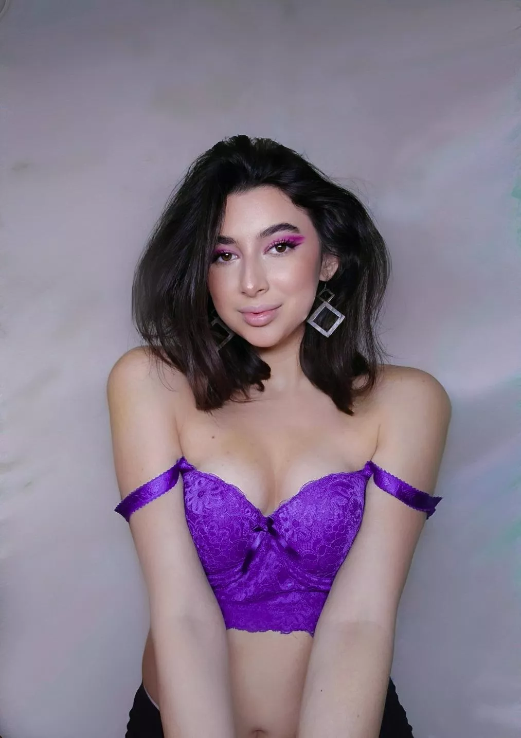 My page is free 🥵 Super new GFE🙏🏼 Are you sad, will you feel lonely? After talking to me, you will forget about it. Link in the comments