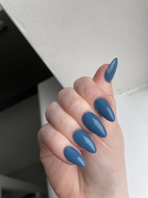 My pretty nails needs reimbursing 🥰