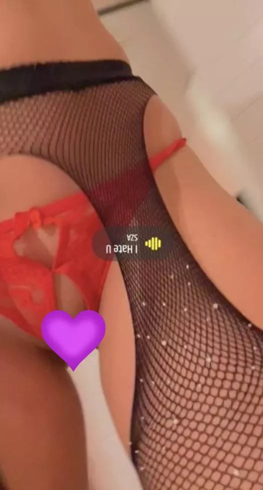 My pussy waiting yours dick :)@elina_model_1