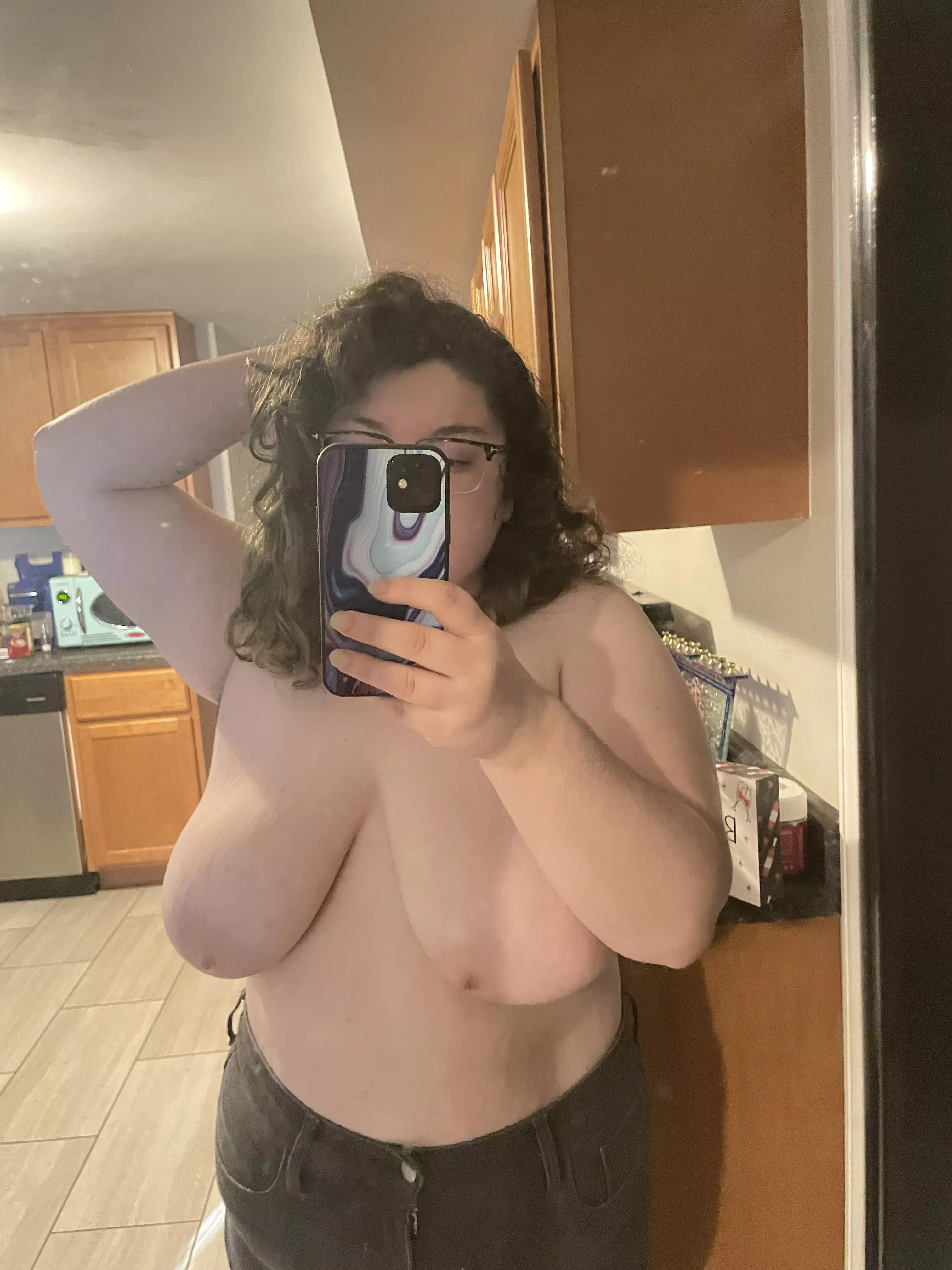 My roommate’s out, so my tits are too (21F bi) My roommate’s out, so my tits are too (21F bi)