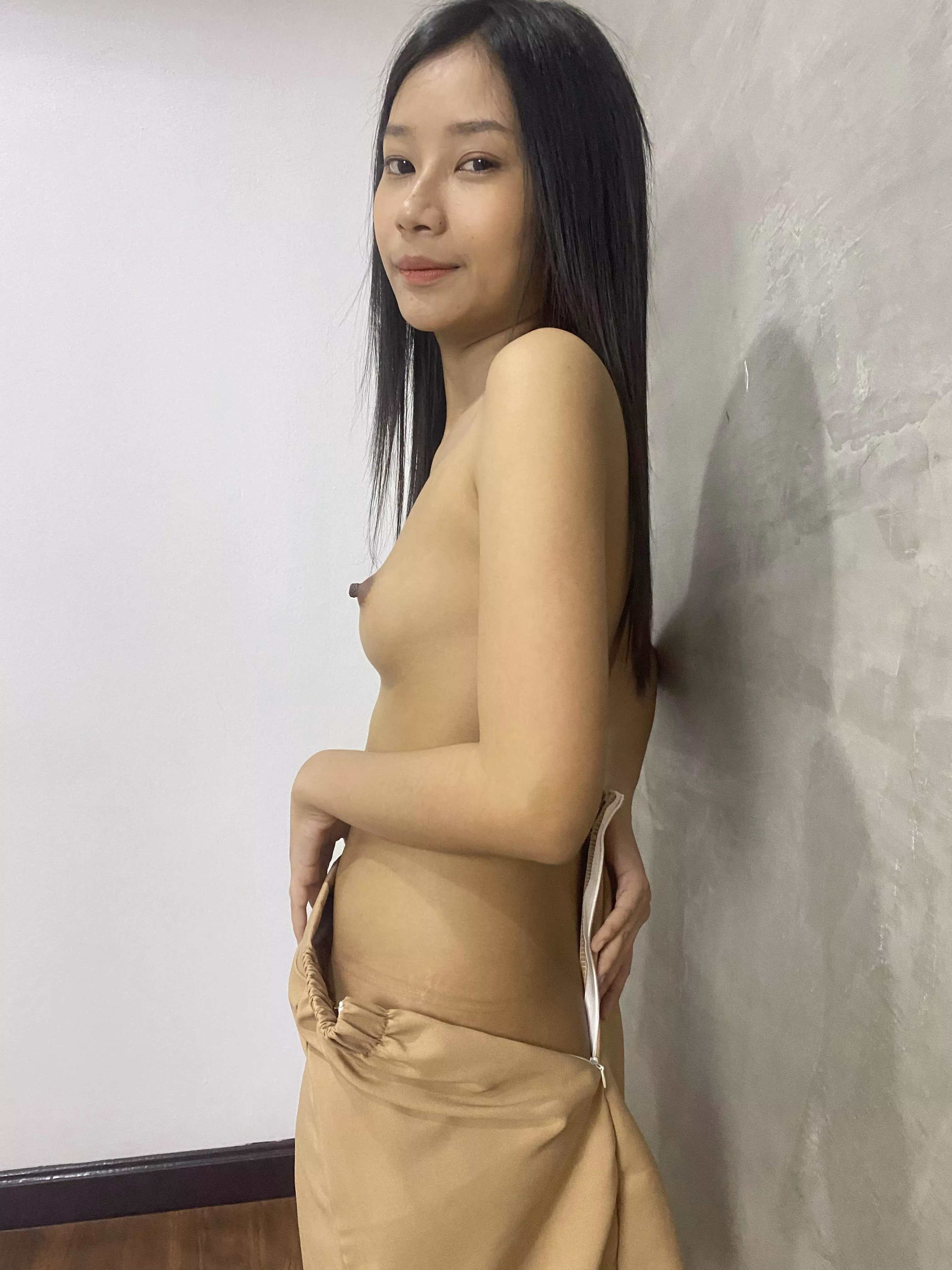 my skirt is too loose 😋