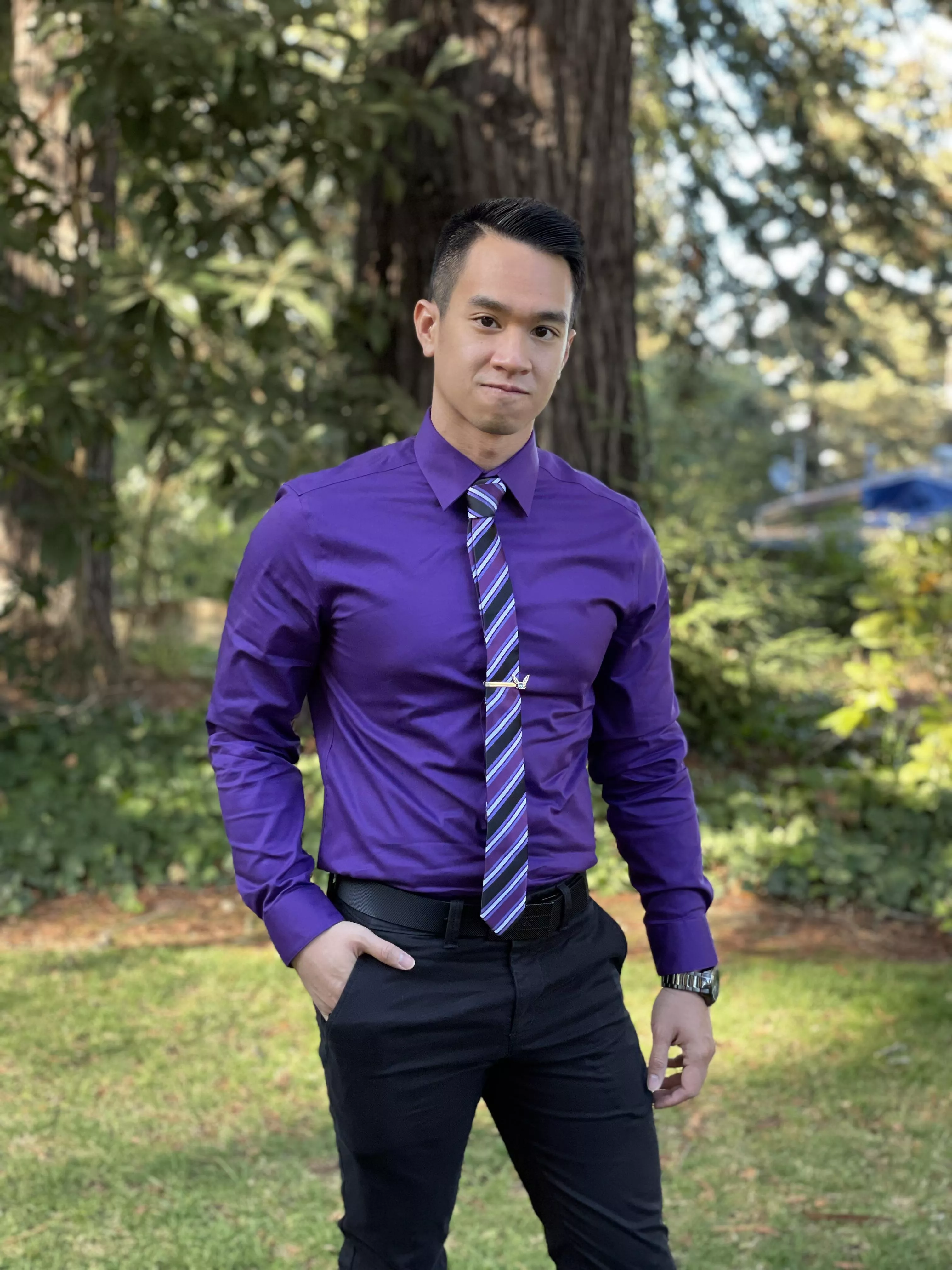 My Tie Clip is screaming “Hey Listen!”