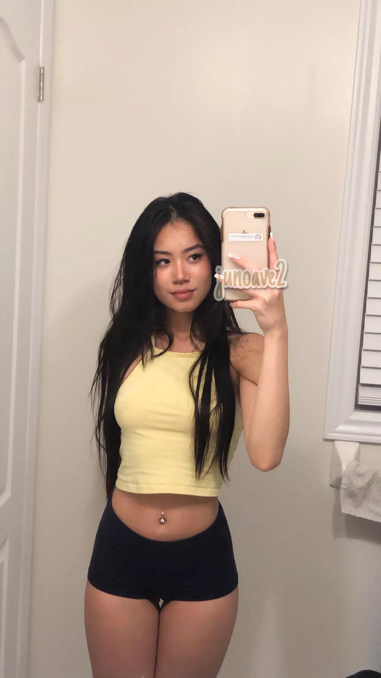 my tits look good in this shirt