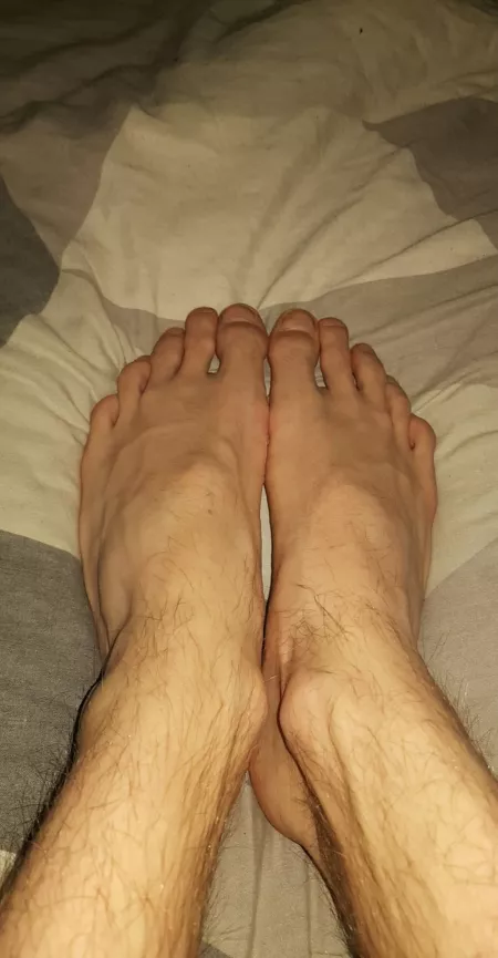 My toes π£