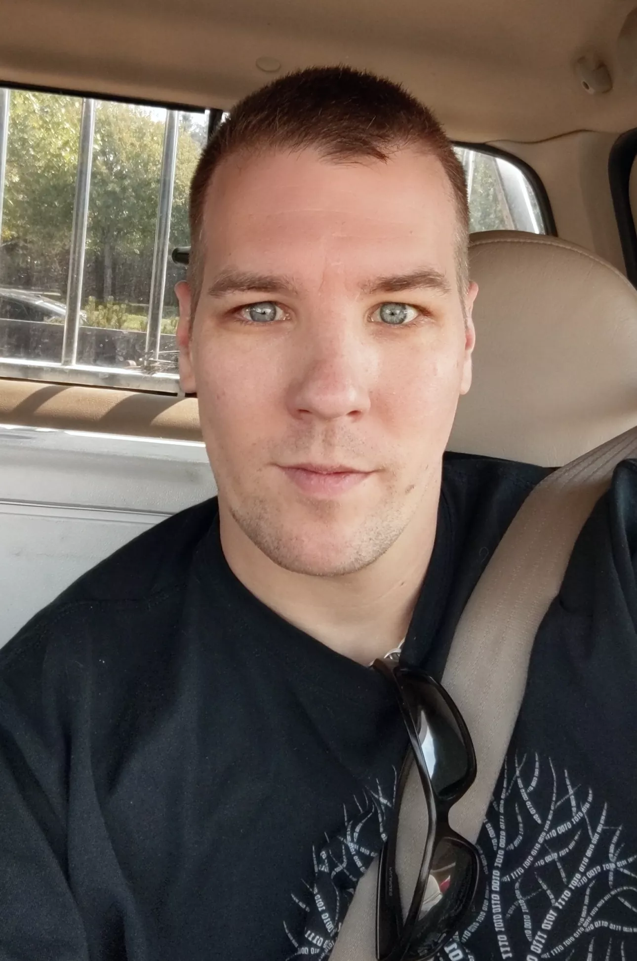 My vacation is coming to an end. At least I managed to get one decent selfie. My vacation is coming to an end. At least I managed to get one decent selfie.