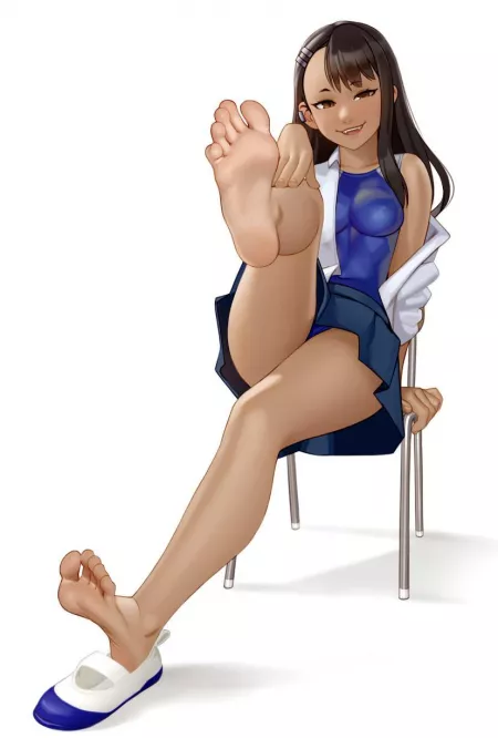 Nagatoro swimsuit + school uniform (@‪Kairunoburogu‬)