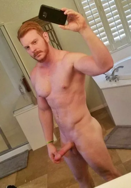 Naked Ginger Hunk
