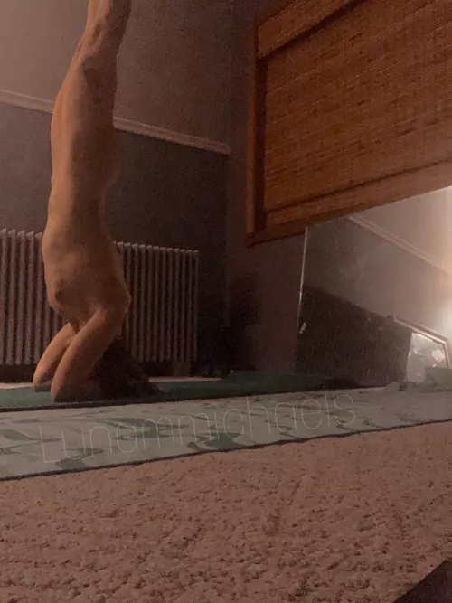 Naked yoga is the best kind of yoga 🥰