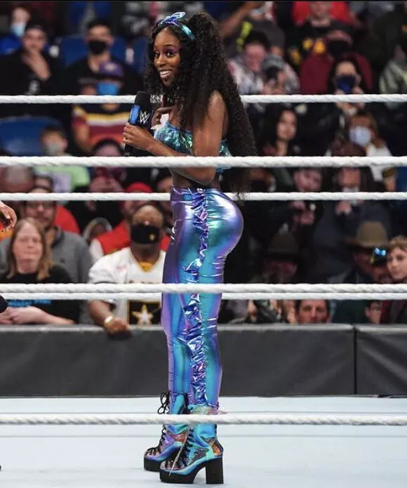 Naomi 🍑