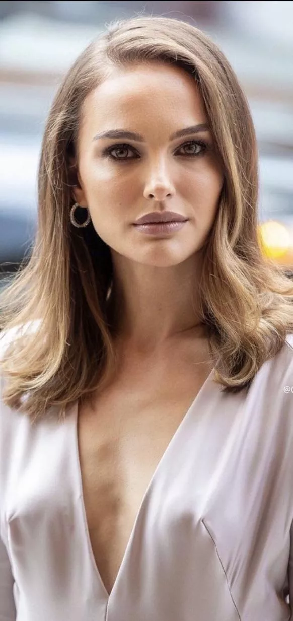 Natalie Portman always makes me throb.