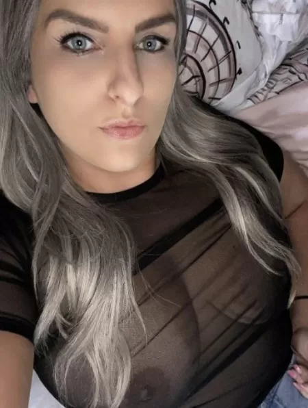 Naughty milf πOnly $3 to subscribe πCum say hi and show me your cock π₯΅link in comments