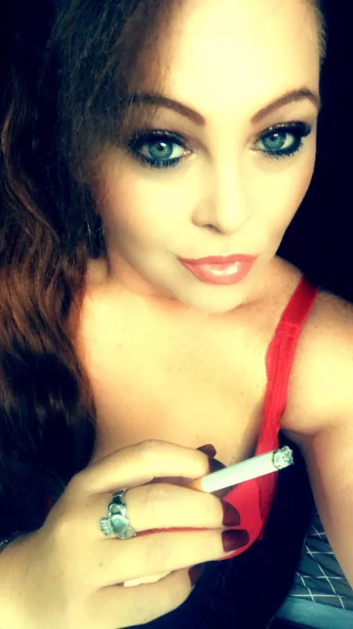 π₯Naughty Milf who loves to have fun. π₯