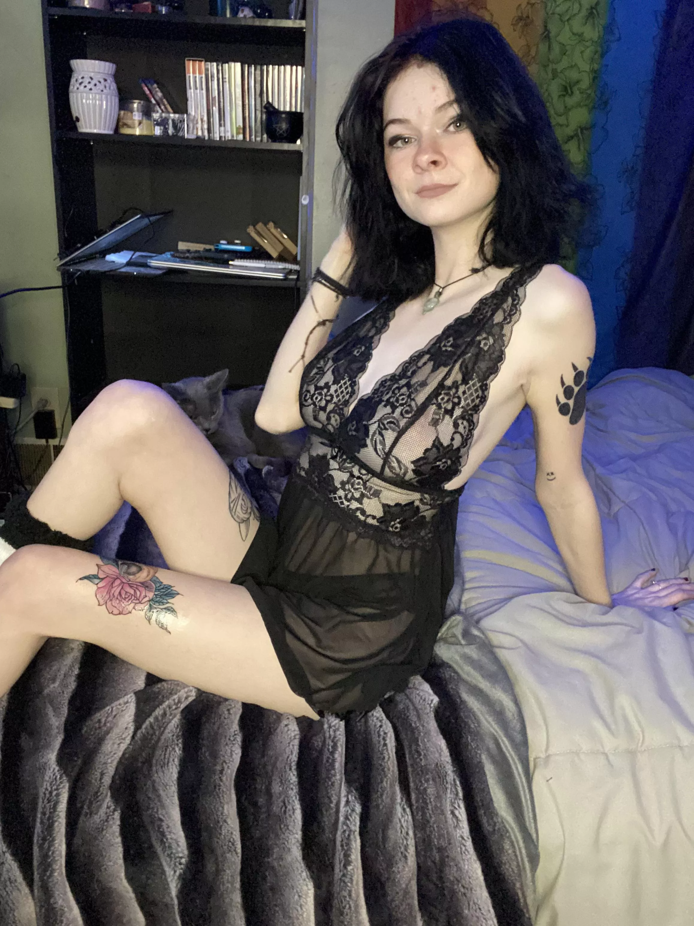 Naughty or nice? ❤️💚