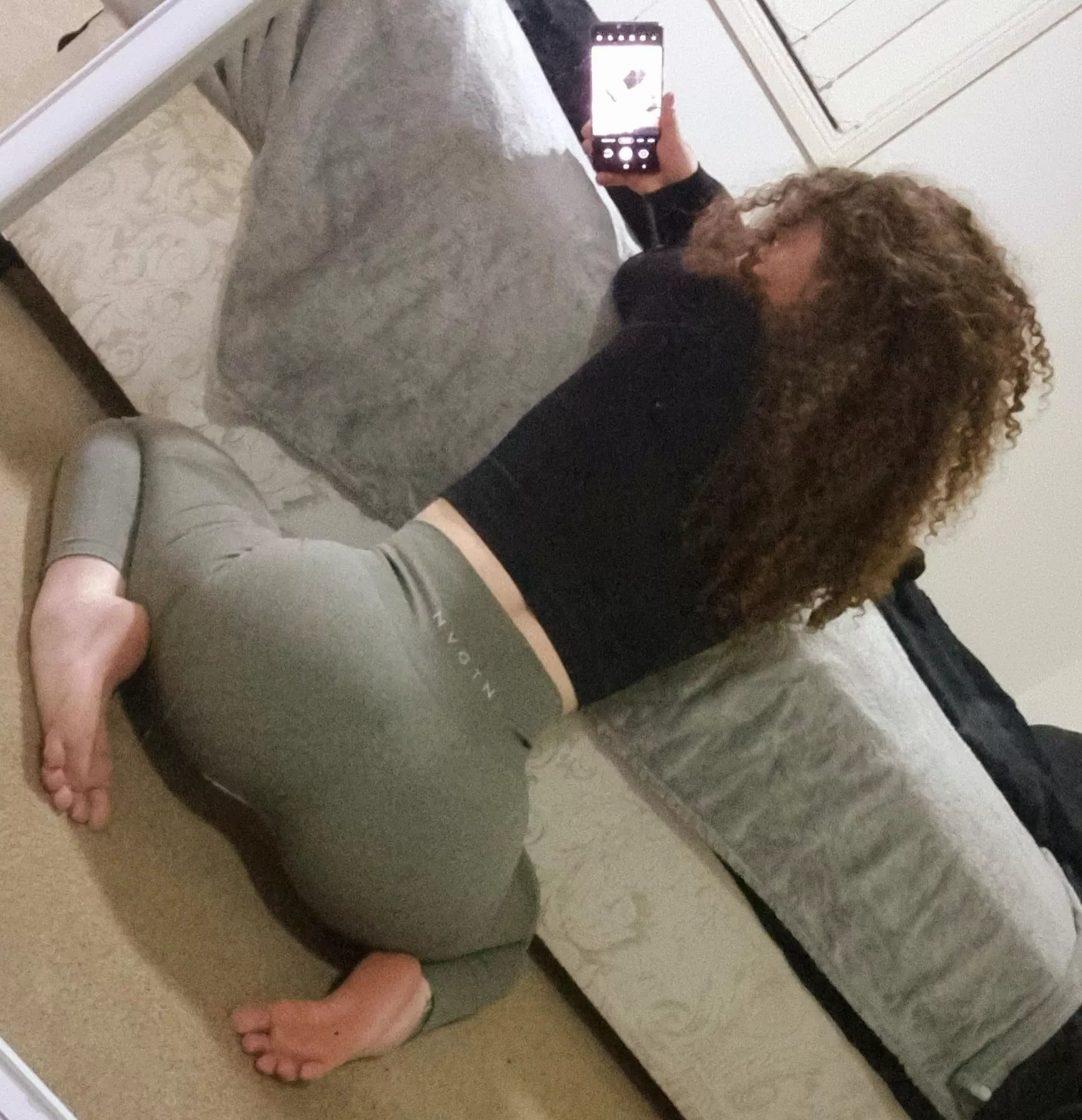 Navigate ur way over to my pussy