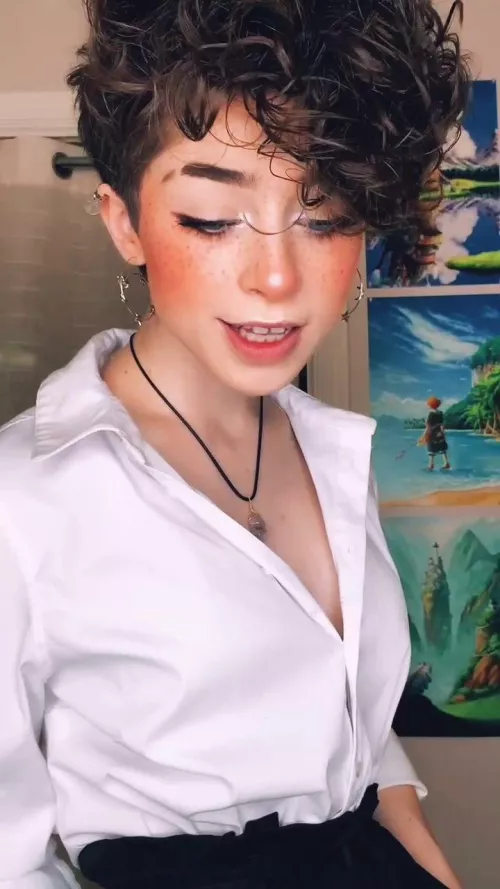 Need a bud to rp or jerk to Addison Grace