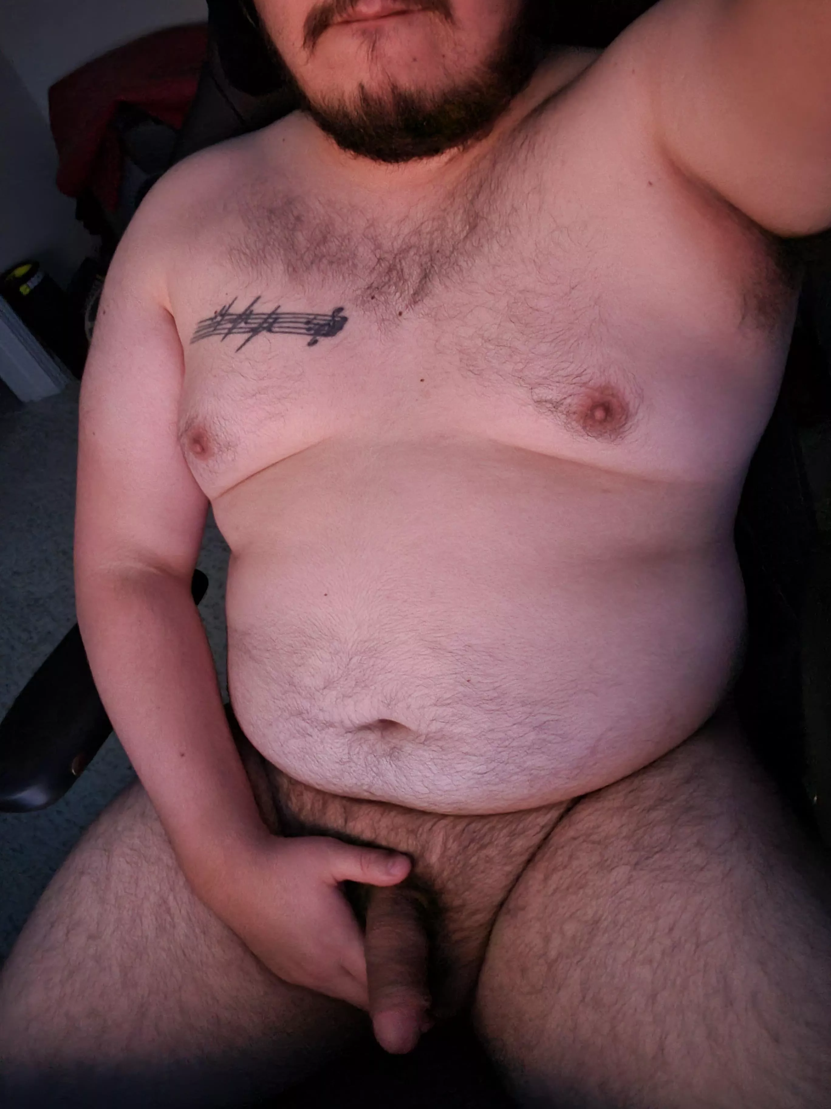 Need someone to come make me happy after Raiders loss.