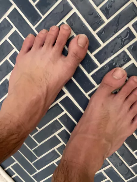 Need someone to lick these sweaty feet cleanβ¦