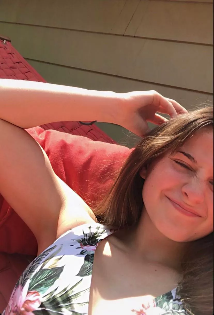 Need this teen tribbed