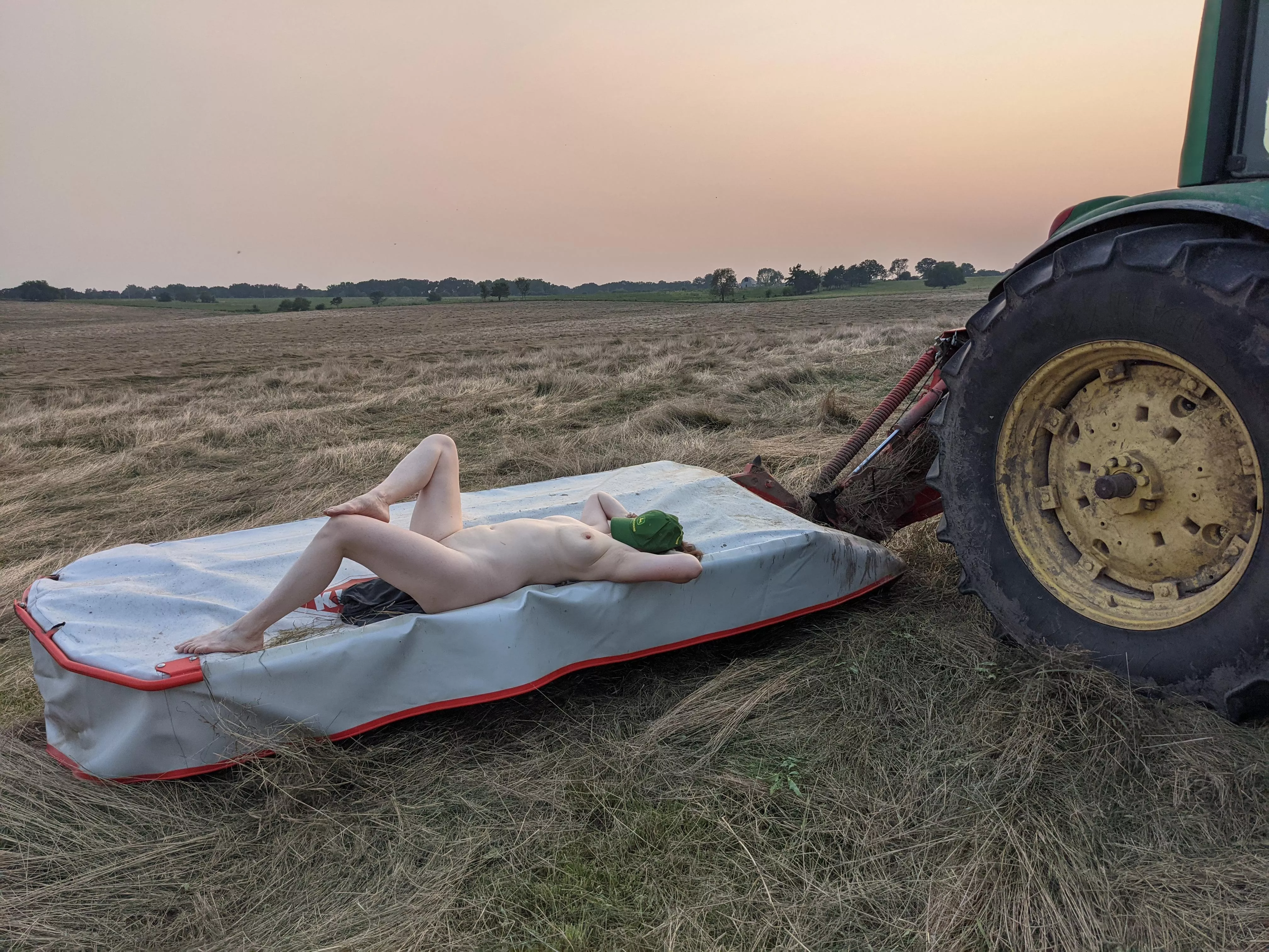 Needed a break from mowin (f34) Needed a break from mowin (f34)
