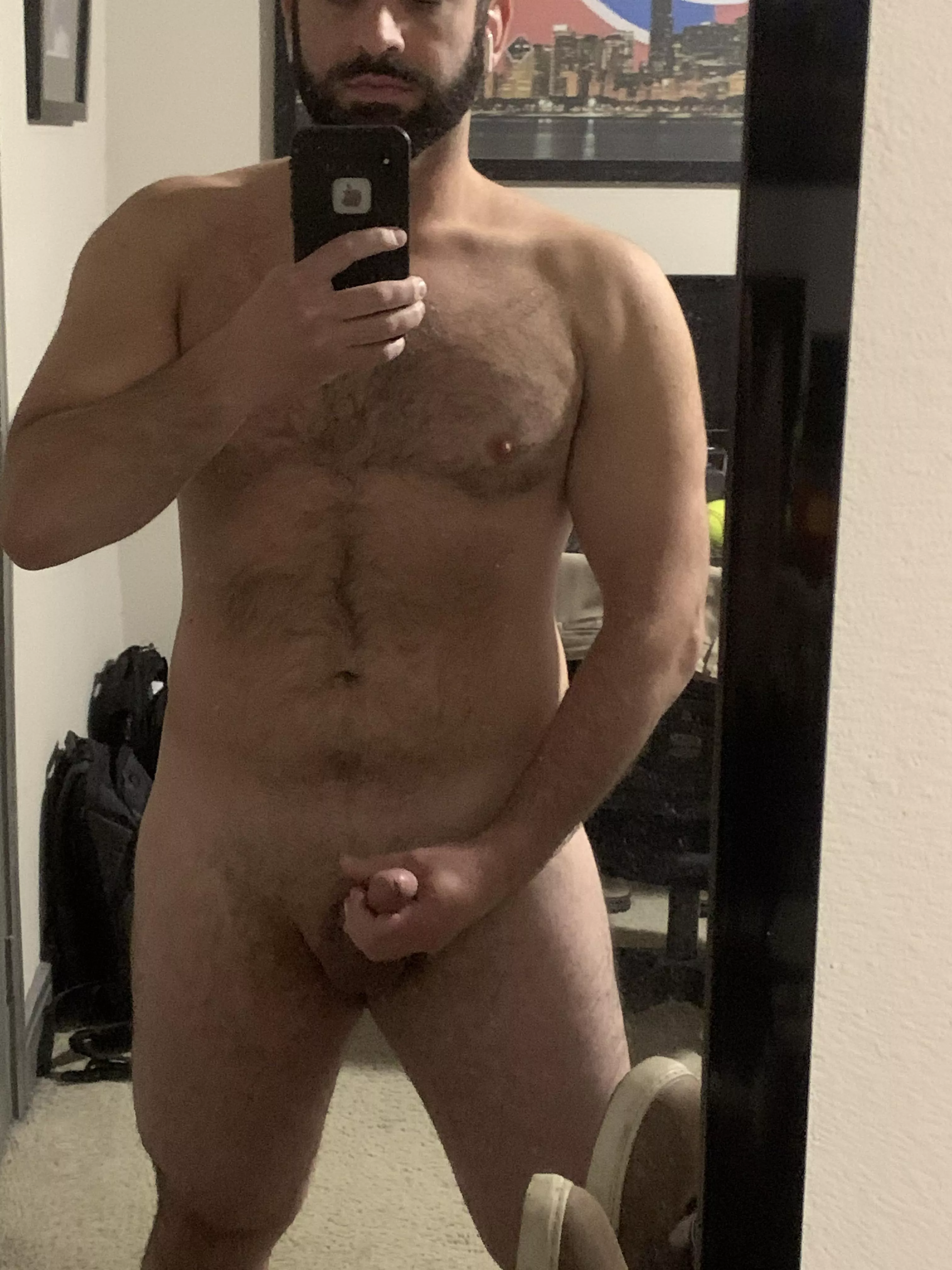 Needing so(m)e attention from a girl right now Needing so(m)e attention from a girl right now