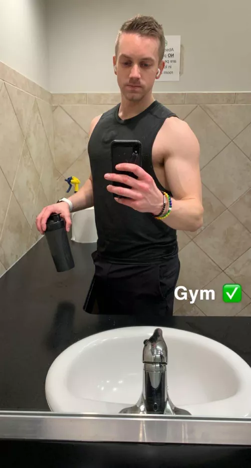 Needs a lifting buddy.