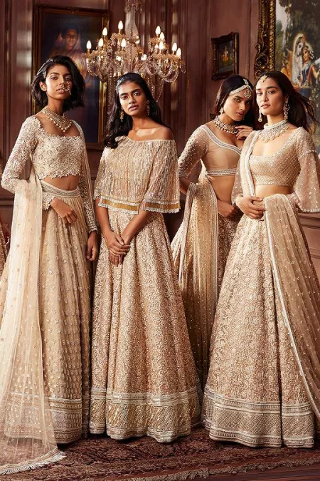 Neeta Lulla Spring Summer ‘18 Campaign Photography: Taras Taraporvala Models: Divya Jadhav, Archana Akil Kumar, Meenakshi Rathore, Isha Dhillon & Kanishtha Dhankhar