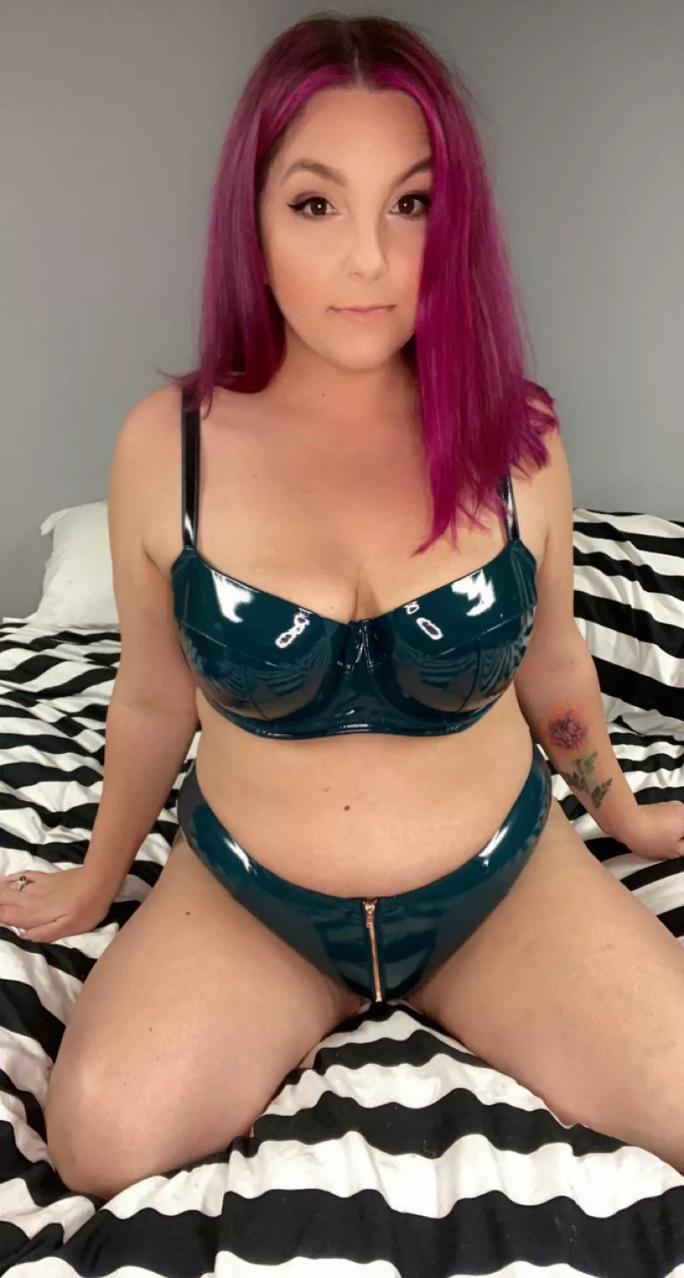 Neon purple hair and latex 😈