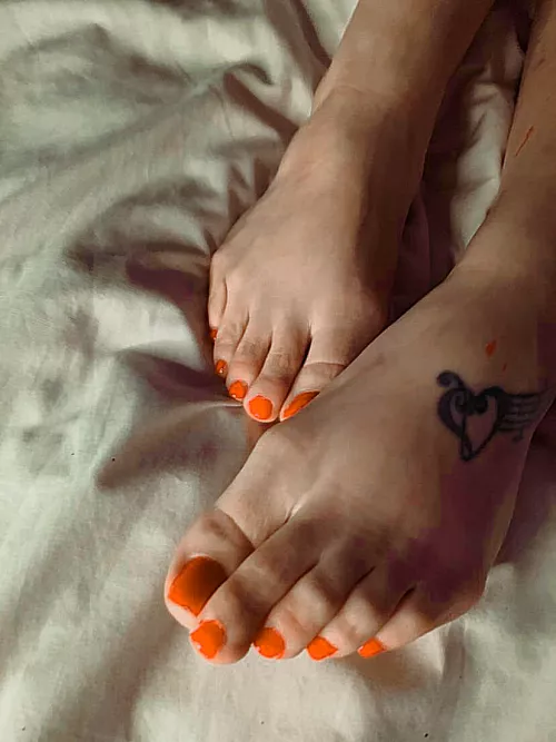 never had pics of my feet taken before, how'd he do? [oc]