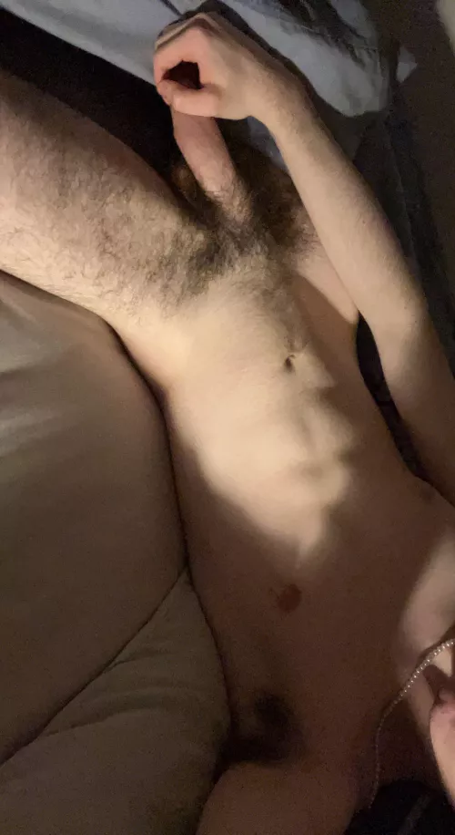 Never trimmed my cock before, plan to keep it that way😈